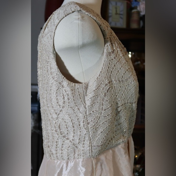 R&M Richards champagne colored hi-lo dress, size 12 - Picture 7 of 16